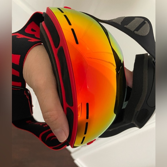 NWOT 2 SKI Goggles for 1 low Price - Picture 10 of 15